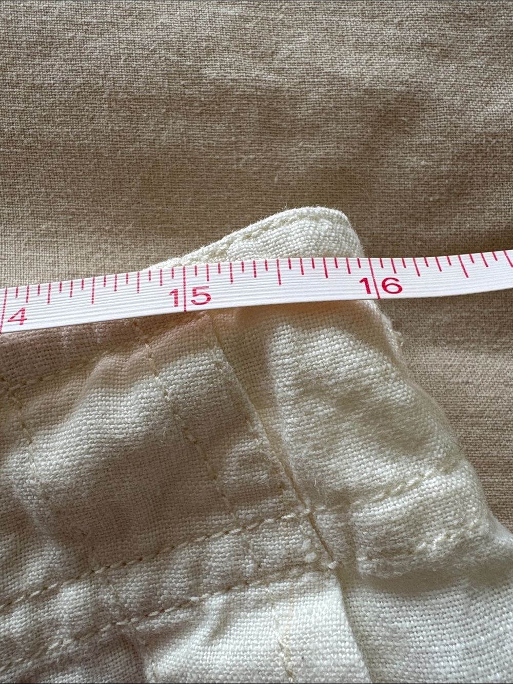 Liz Claiborne Cream Drawstring Linen Shorts - Picture 7 of 7